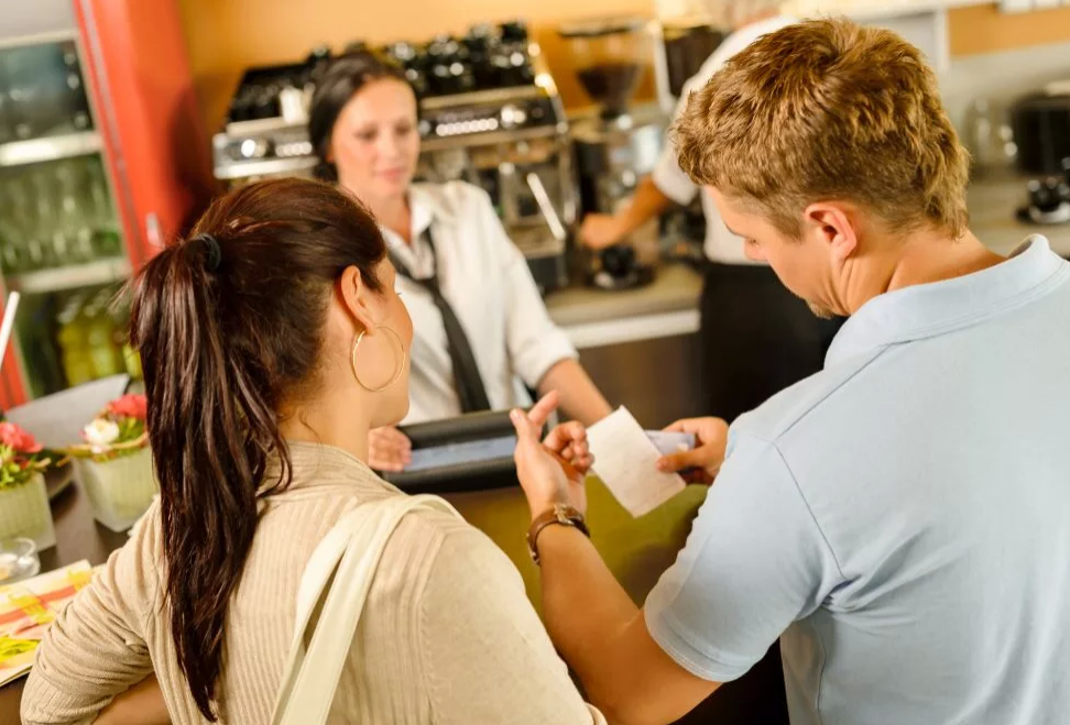 Вас могут попросить показать чек.