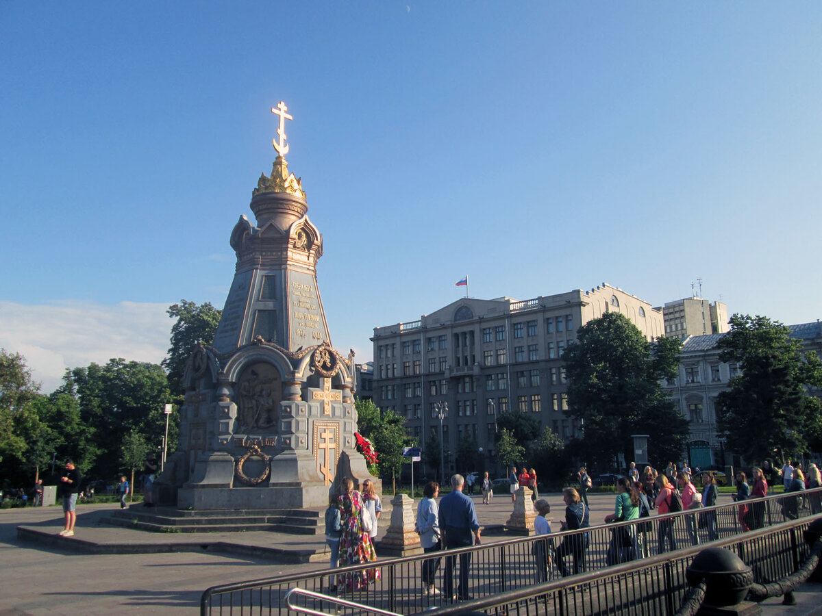 Памятник часовня Александра Невского