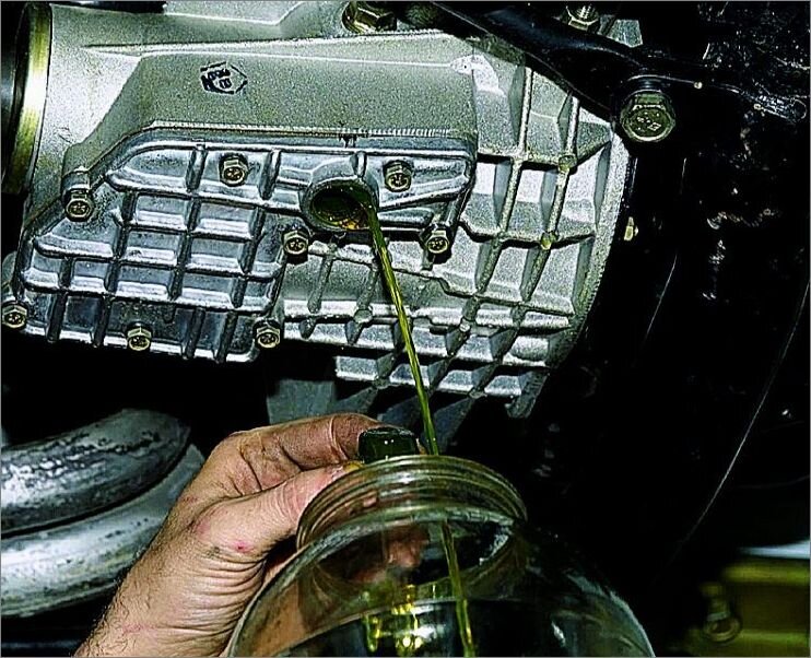 замена масла в кпп