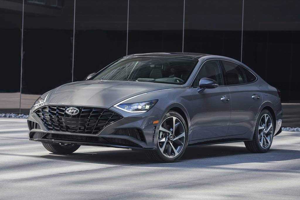 Hyundai Sonata 2020 - экстерьер и интерьер