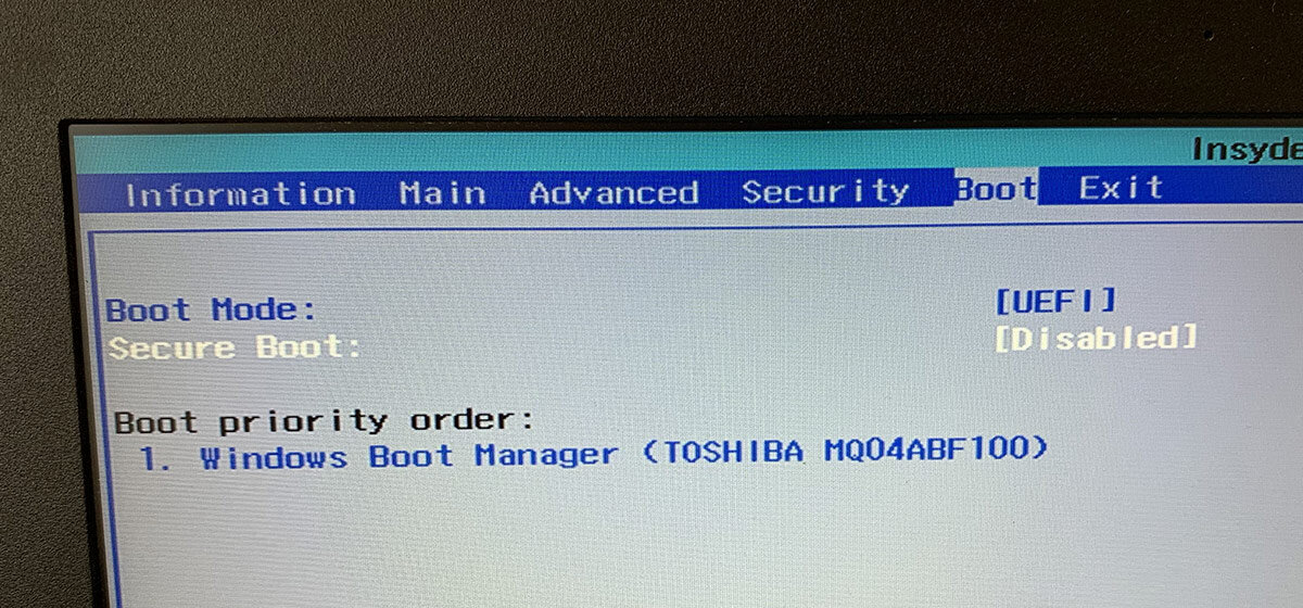 Windows secure boot. Безопасная загрузка в биосе. Secure Boot в биосе. Acer ноутбук secure Boot биос. Boot UEFI В биосе Acer.