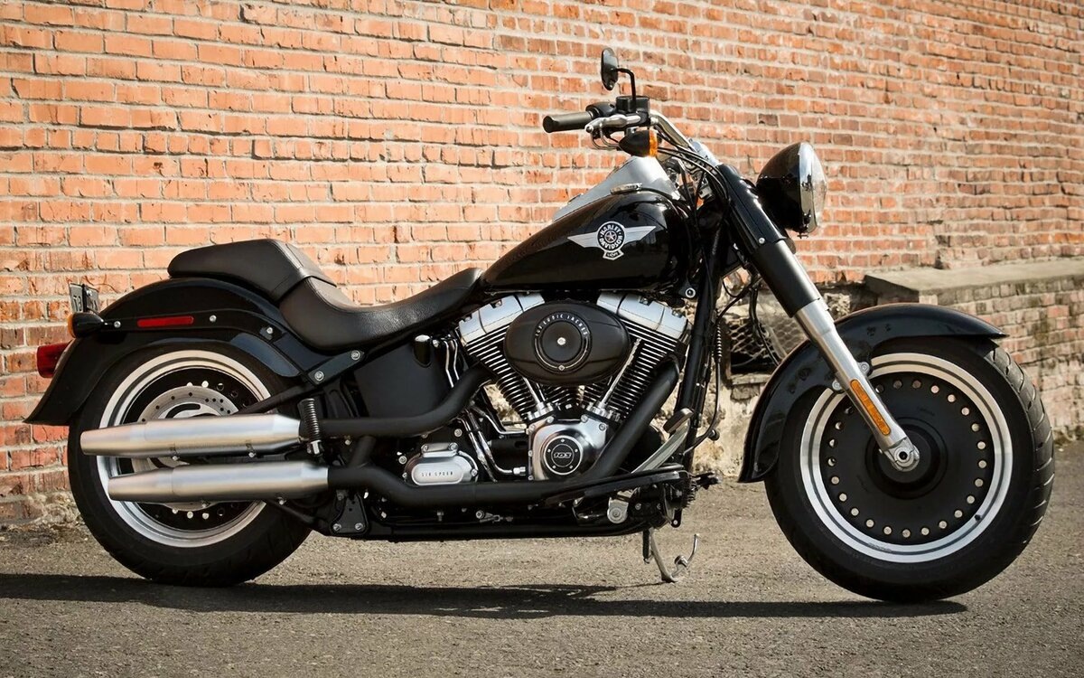 Harley Davidson Softail Fatboy.