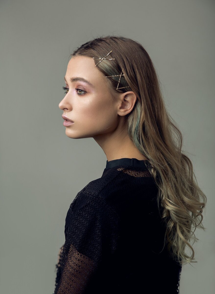 через месяц 