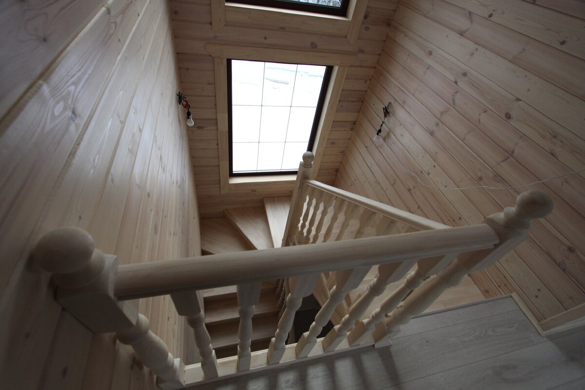 Лестничный холл в доме