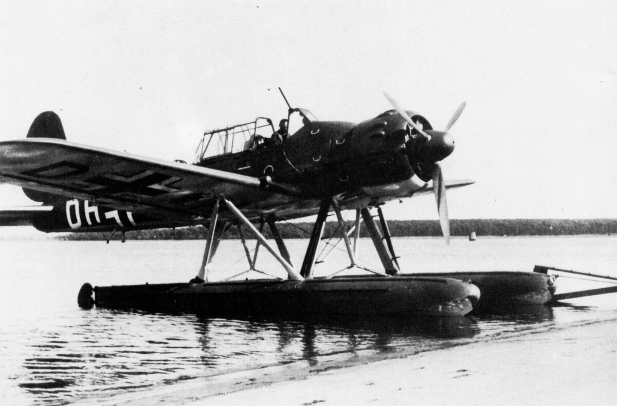 Самолёт разведчик Arado Ar 196. Архивное фото из открытых источников.