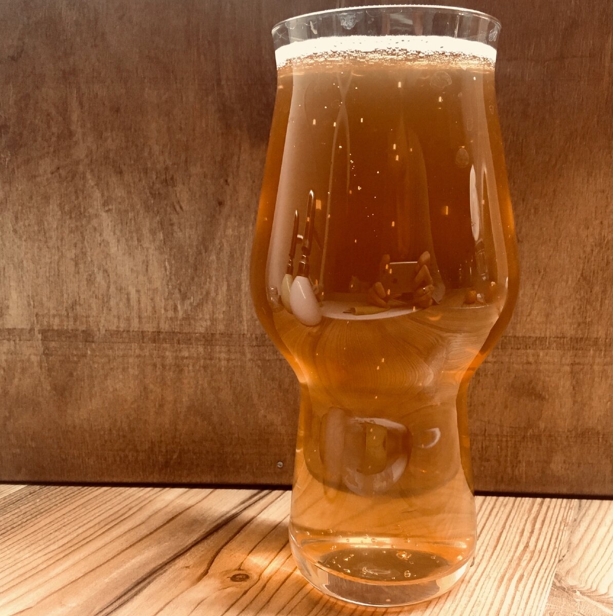 Пиво Kellerbier от  "Мастерской братьев Наумовых" в бокале Craft Master