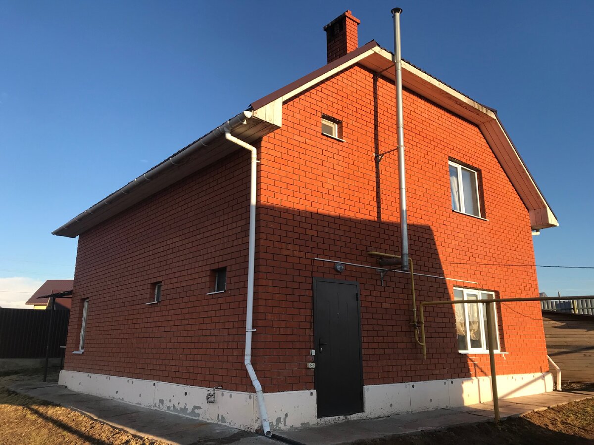 Вид с заднего двора