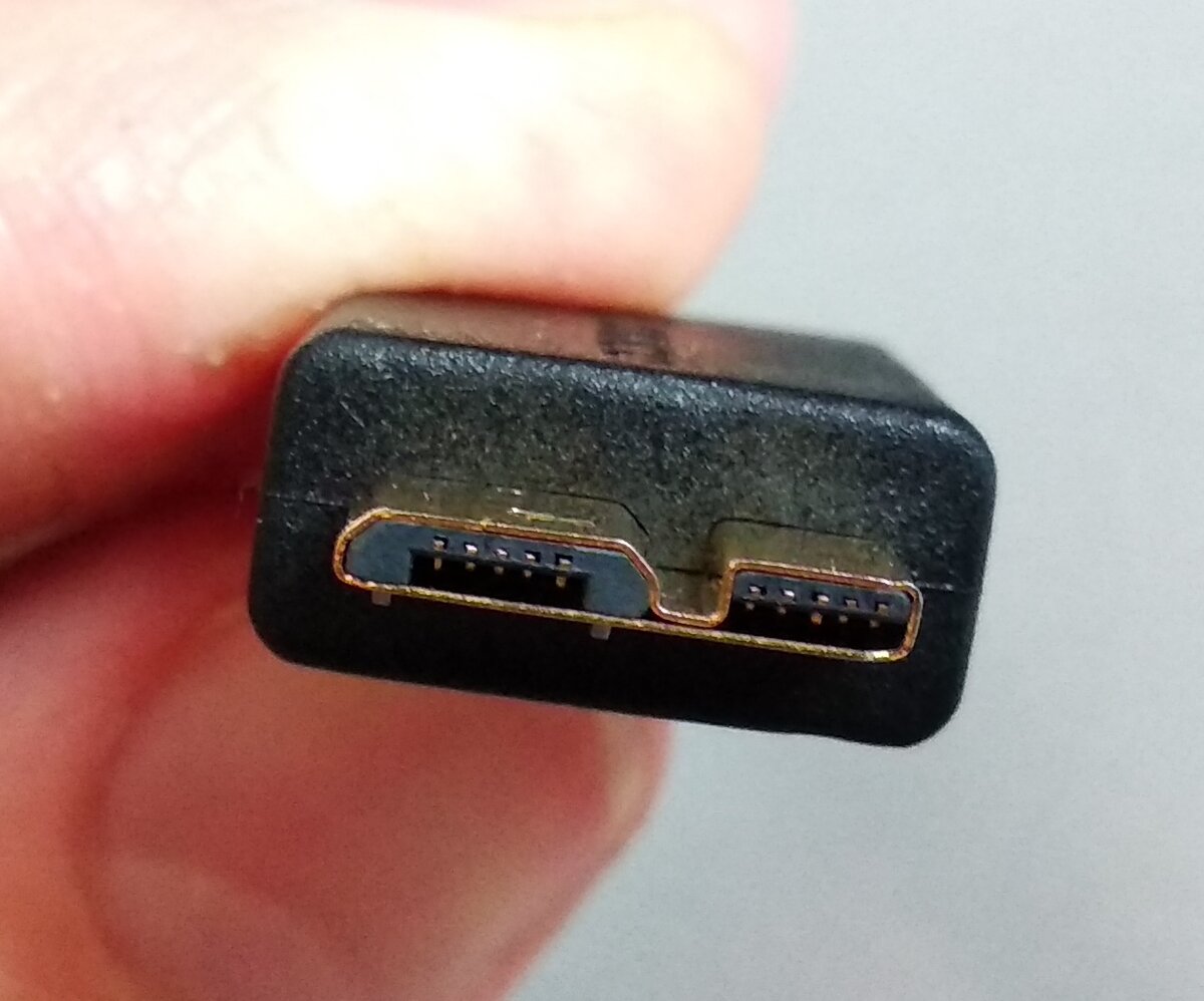 Micro USB 3.0 разъем. USB 3.0 Micro b. Размер Micro USB B 3.0.