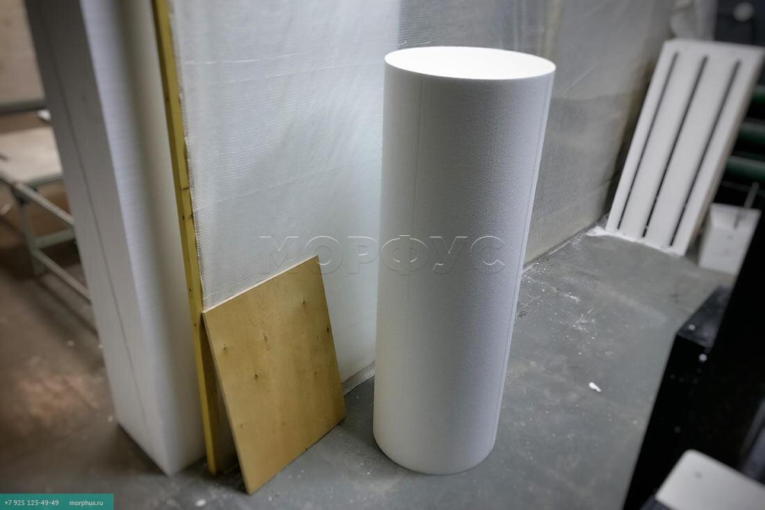 Болванка из пенопласта для изготовления корпуса ракеты