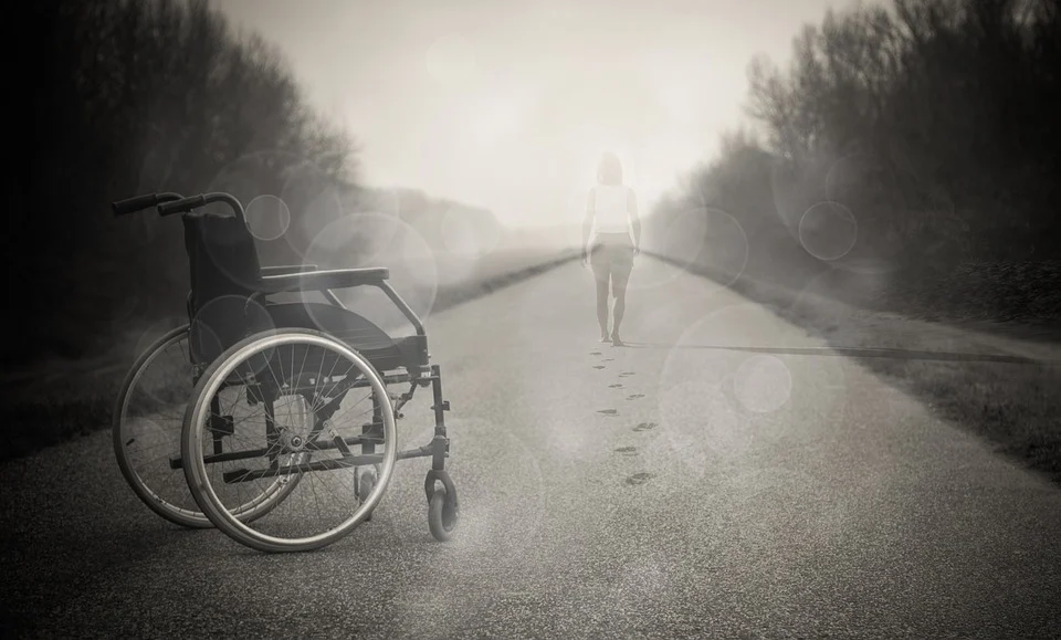 https://pixabay.com/photos/wheelchair-inspiration-love-angel-1501993/