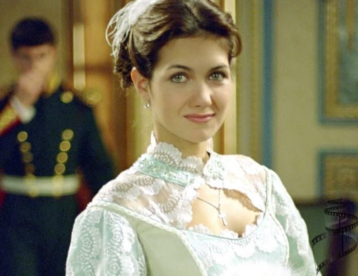  в роли Натальи Репниной в сериале «Бедная Настя» (фото взято из общего доступа сети Интернет)
