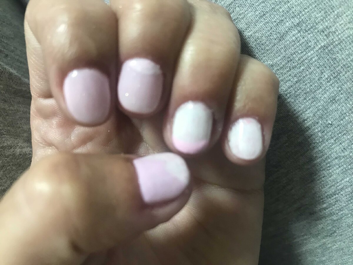 Маникюр сама себе 