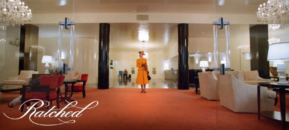 Вот она, та самая атмосфера "Сияния" Кубрика, не хватает только Джека Николсона с топором.