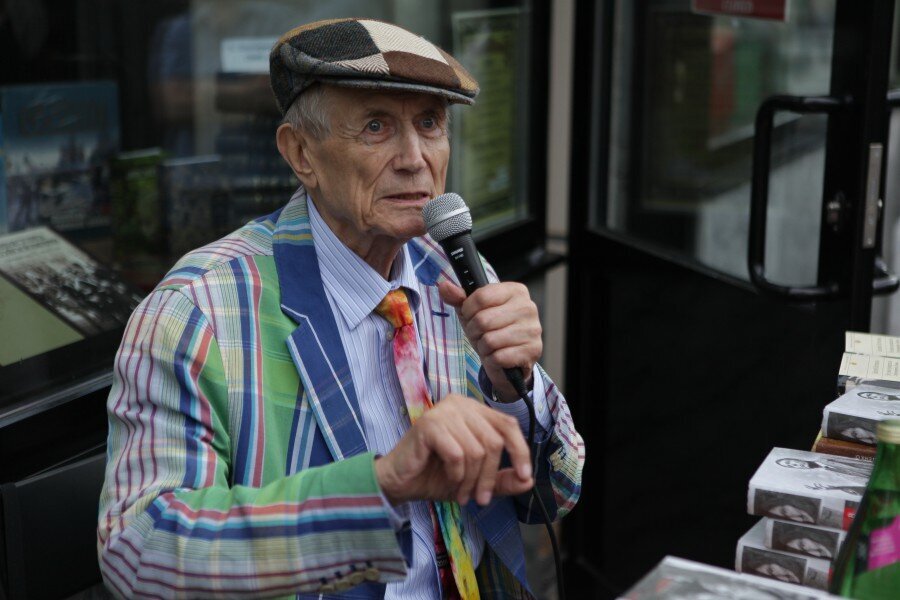 Евгений Евтушенко