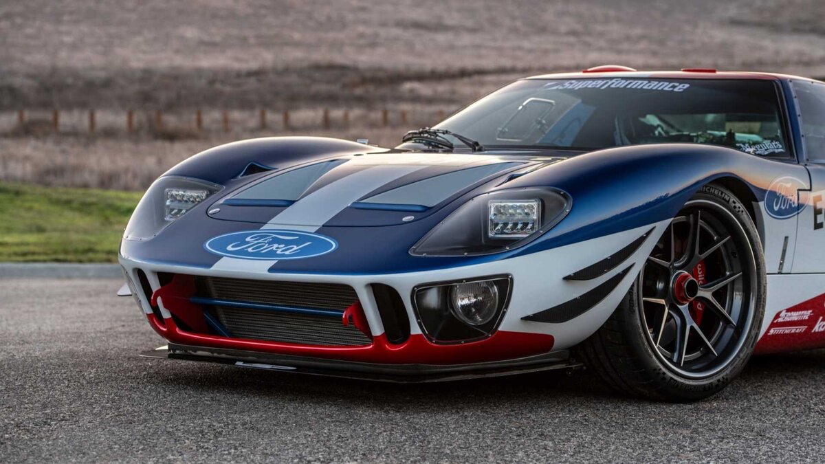 Форд gt 40 сзади