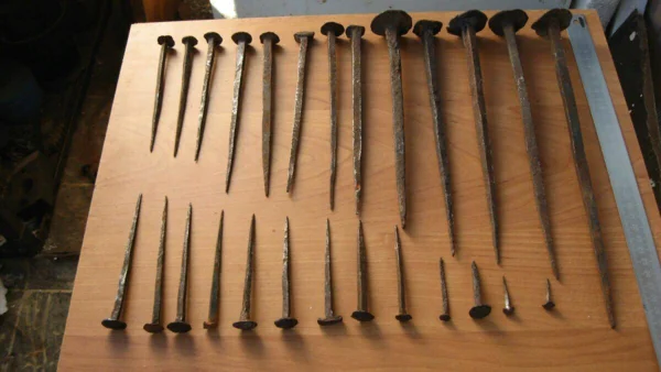 Жутко устрашающий арсенал. На практике, очевидно, хватало  тех двух-трёх, что внизу справа. Яндекс.Картинки.ру