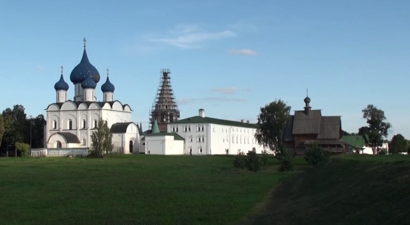 Суздаль - город, перемещающий в прошлое