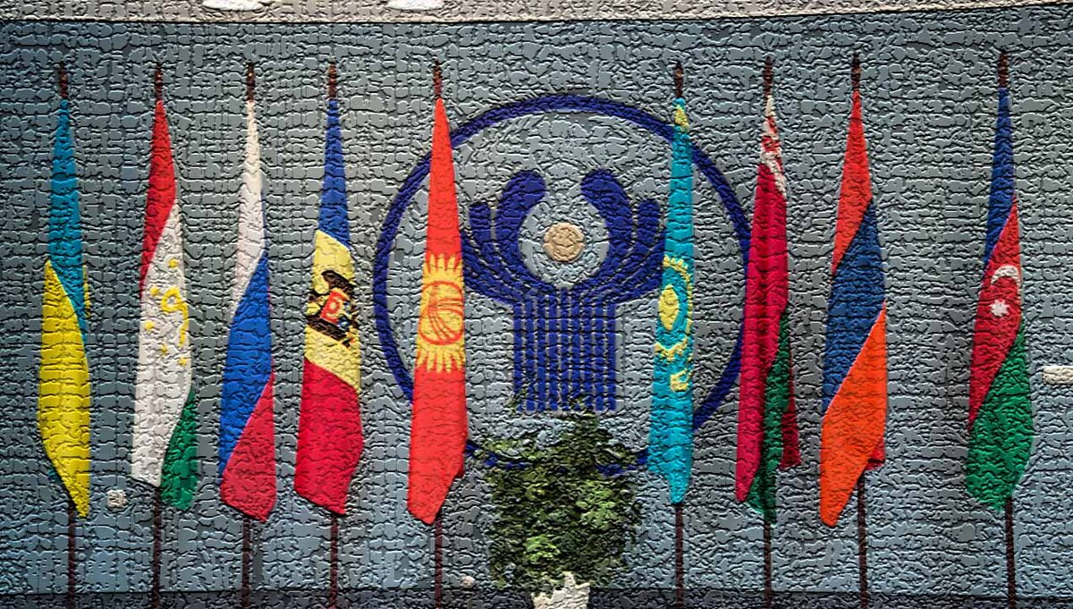 "Все на пути сметает голодная орда, друг-друга пожирают засранцы-господа" (с) Трупный яд - С.Н.Г.