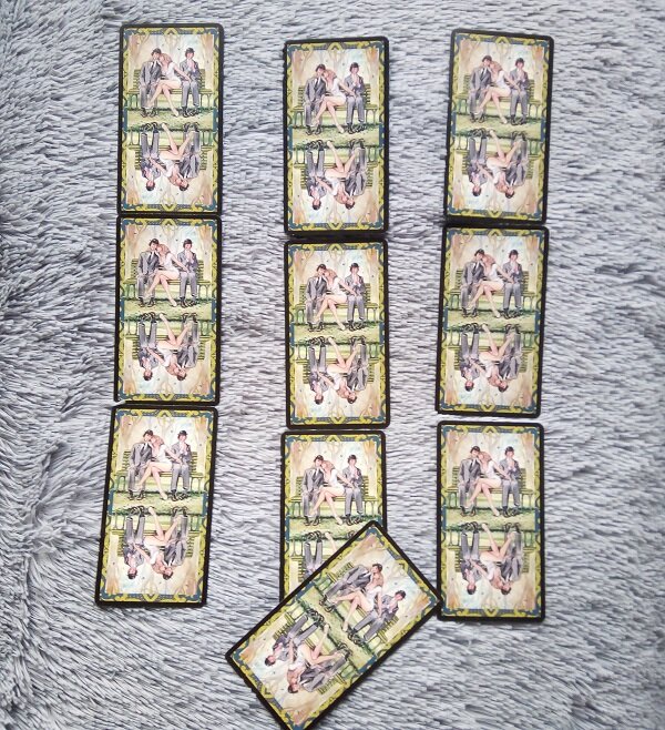 Расклад "Вокзал для двоих". Карты Таро Манара открытыми мы не публикуем, чтобы не нарушать правила дзена.