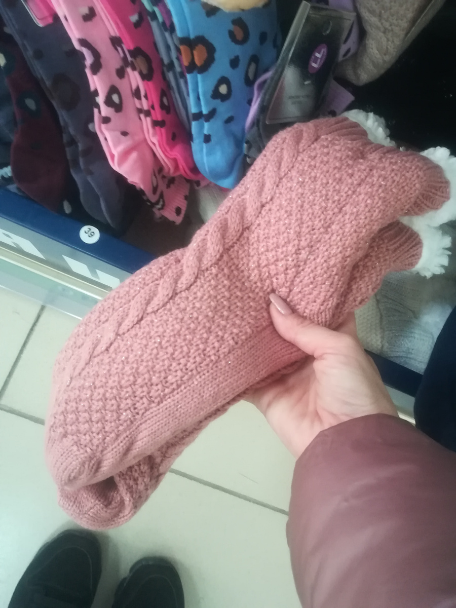 Расцветки в ассортименте 