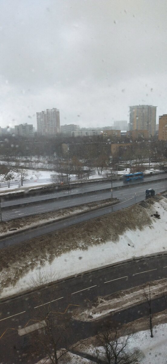 Зима. Февраль. Снег идёт. Вид из моего окна. Фото моё. 