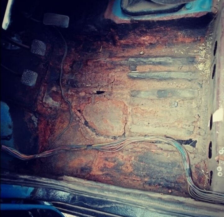 Первый осмотр. Даже страшно стало. Но я, видел и не такое. 