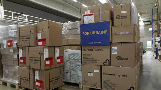 Американская помощь Киеву направляется в НПО, которыми руководят "друзья и семьи" американских политиков, утверждает представитель Конгресса Марджори Тейлор Грин