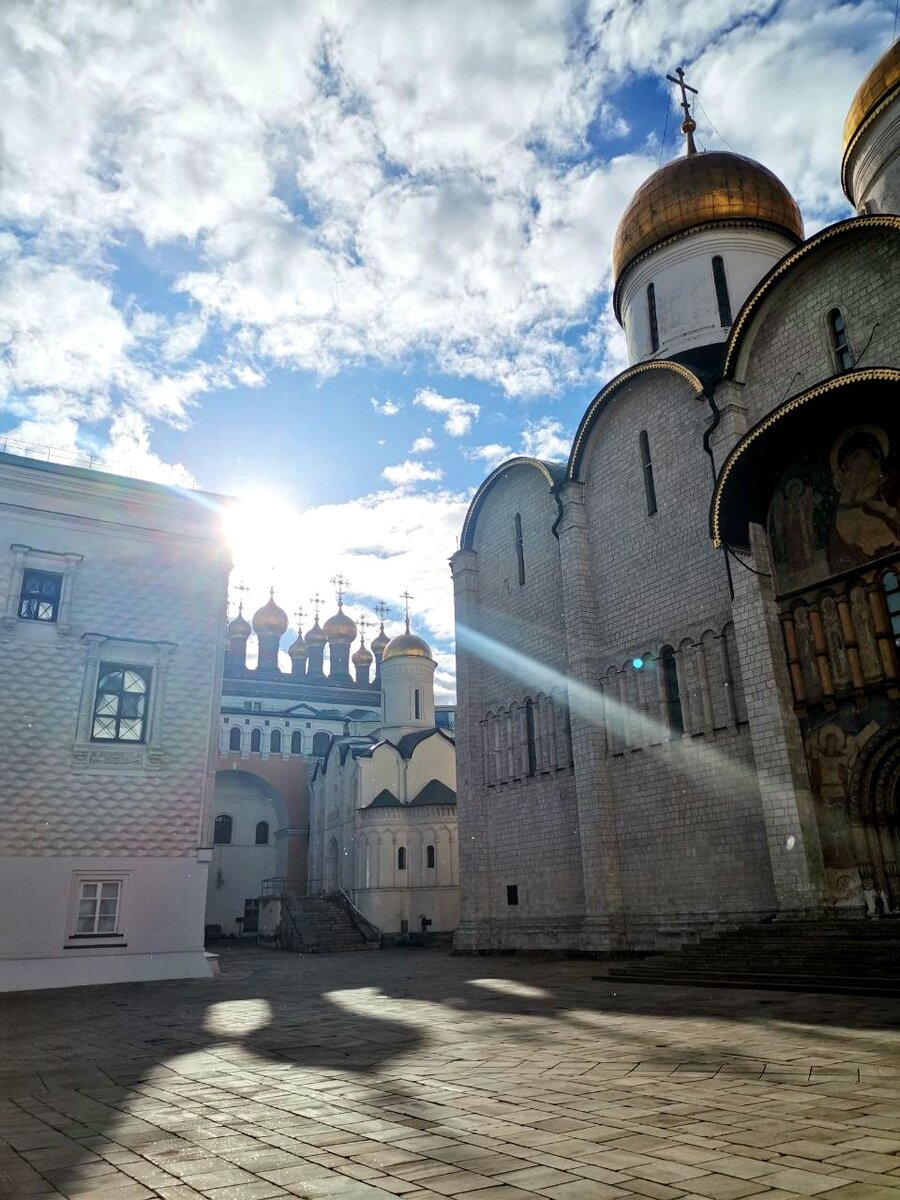 Храмовый ансамбль Соборов Московского Кремля