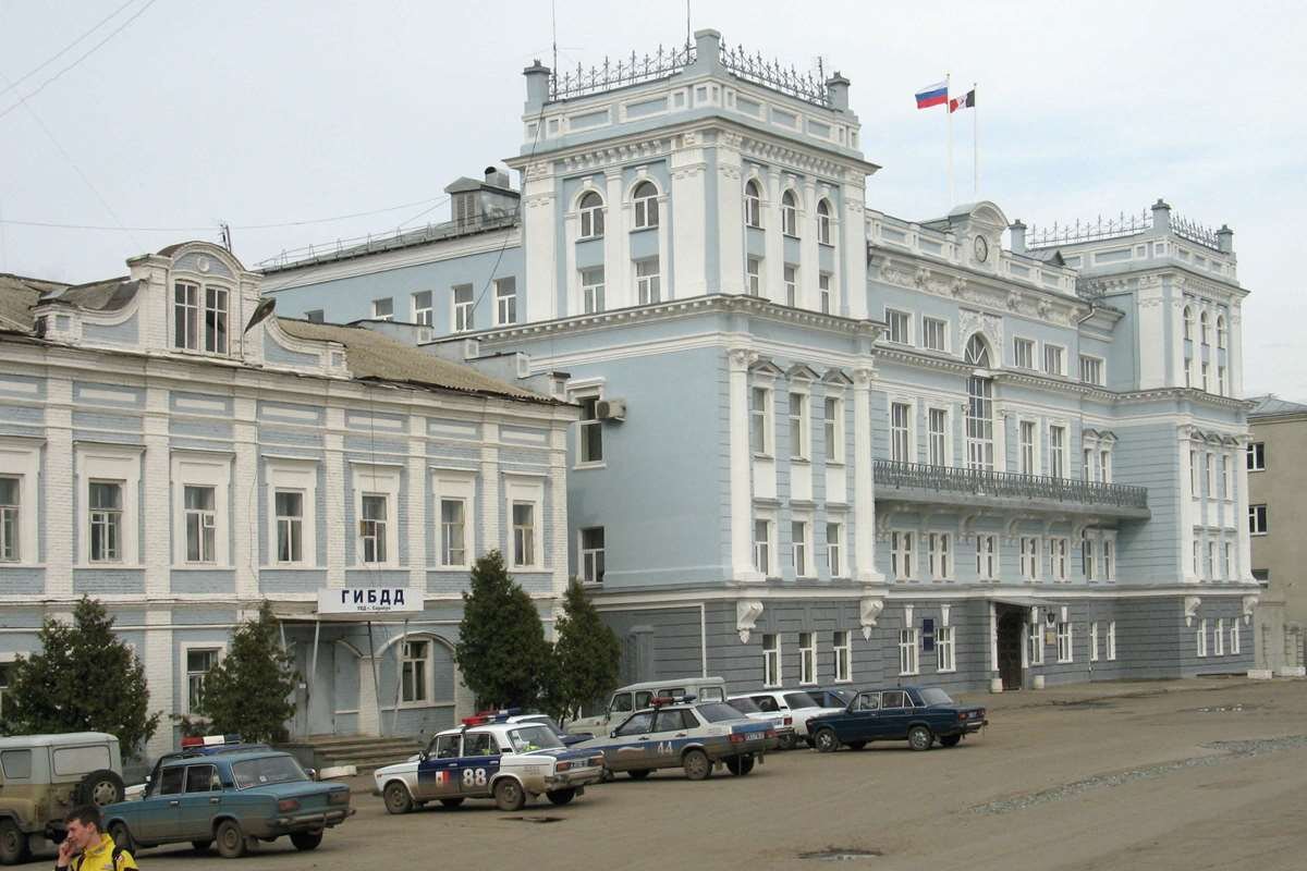 Здание администрации Сарапула(дом А.В.Татаринова, бывший Окружной суд)