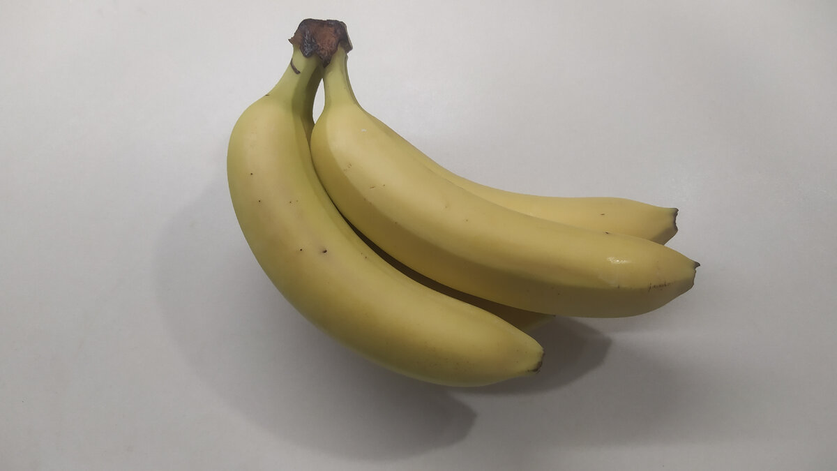 Бананы - 36,39р (55,99р/кг)