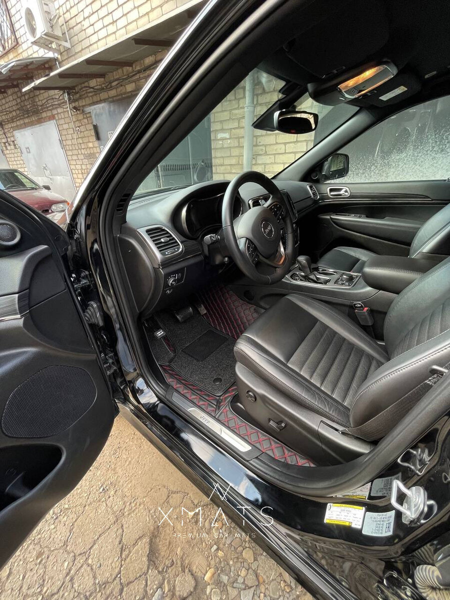 3D коврики из экокожи на Jeep Grand Cherokee