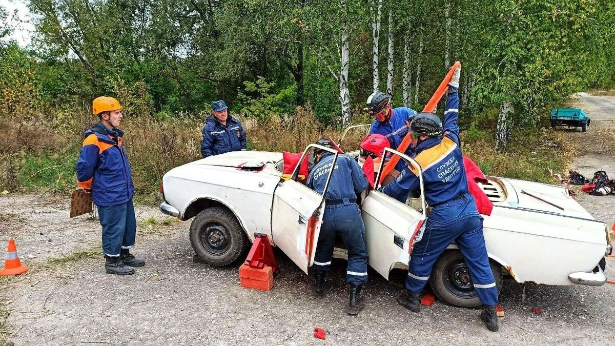     Команда Поисково-спасательной службы Удмуртии одержала победу в Первых Открытых соревнованиях по многоборью среди профессиональных спасателей в ПФО.