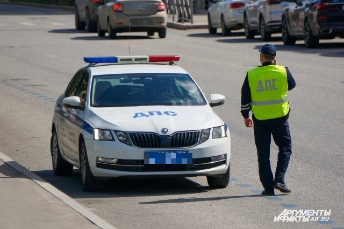    В Твери 34-летнего водителя лишили прав, автомобиля и отправили на работу