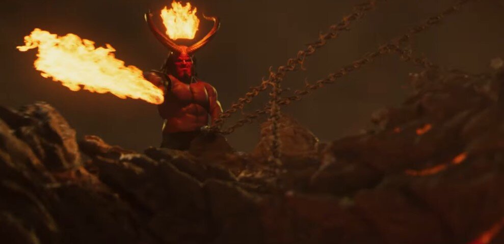 Самый короткий и самый эпичный момент во всем фильме, по больше таких кадров и кино бы удалось.