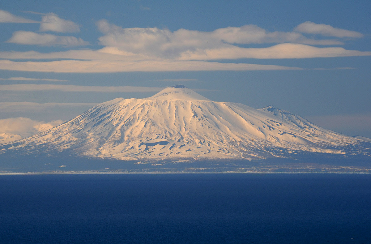 остров кунашир южно курильск