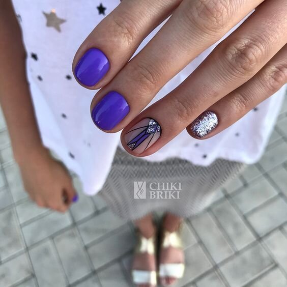 Фиолетовый дизайн ногтей: стильные идеи, модные оттенки
