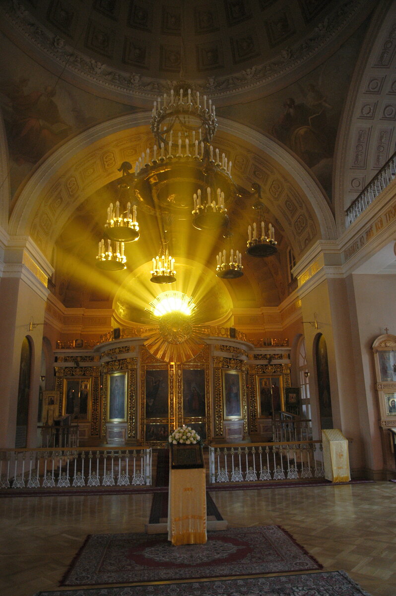 Дорогие Друзья!!! 13 октября в ВОСКРЕСЕНЬЕ в 13:30 состоится первое занятие в Воскресной Школе для взрослых при Храме Спаса Нерукотворного Образа на Конюшенной площади.
Первое занятие будет посвящено АКТУАЛЬНЫМ ВОПРОСАМ ЖИЗНИ ЦЕРКВИ: Присоединение к РПЦ Архиепископии западноевропейских приходов русской традиции; Признание Эладской Православной Церковью раскольников на Украине (ПЦУ); Нашумевшее письмо священников.
Приходите!
ВХОД СВОБОДНЫЙ
Конюшенная пл. 1.
13. 10.
13:30

