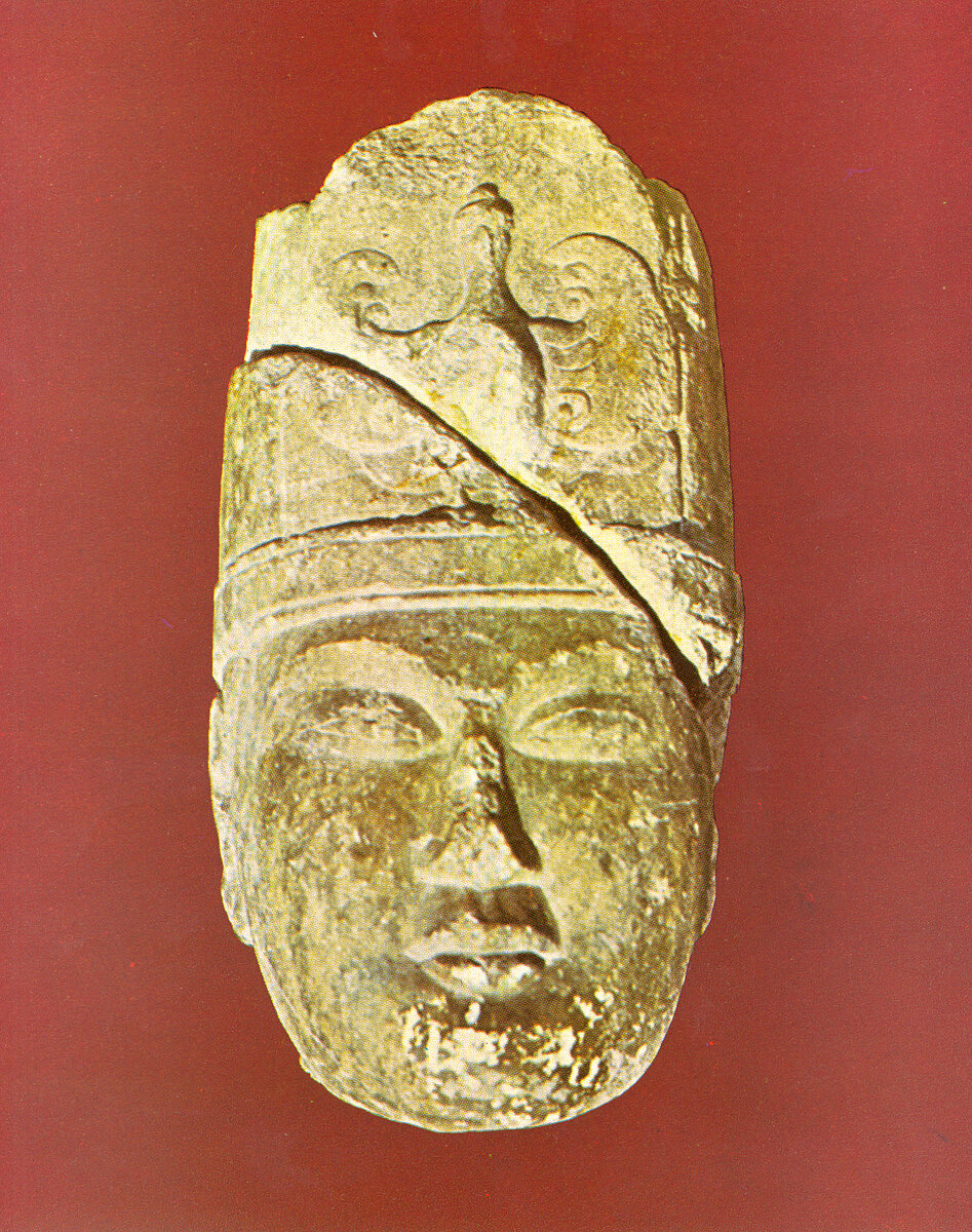 Голова статуи Кюль-тегина