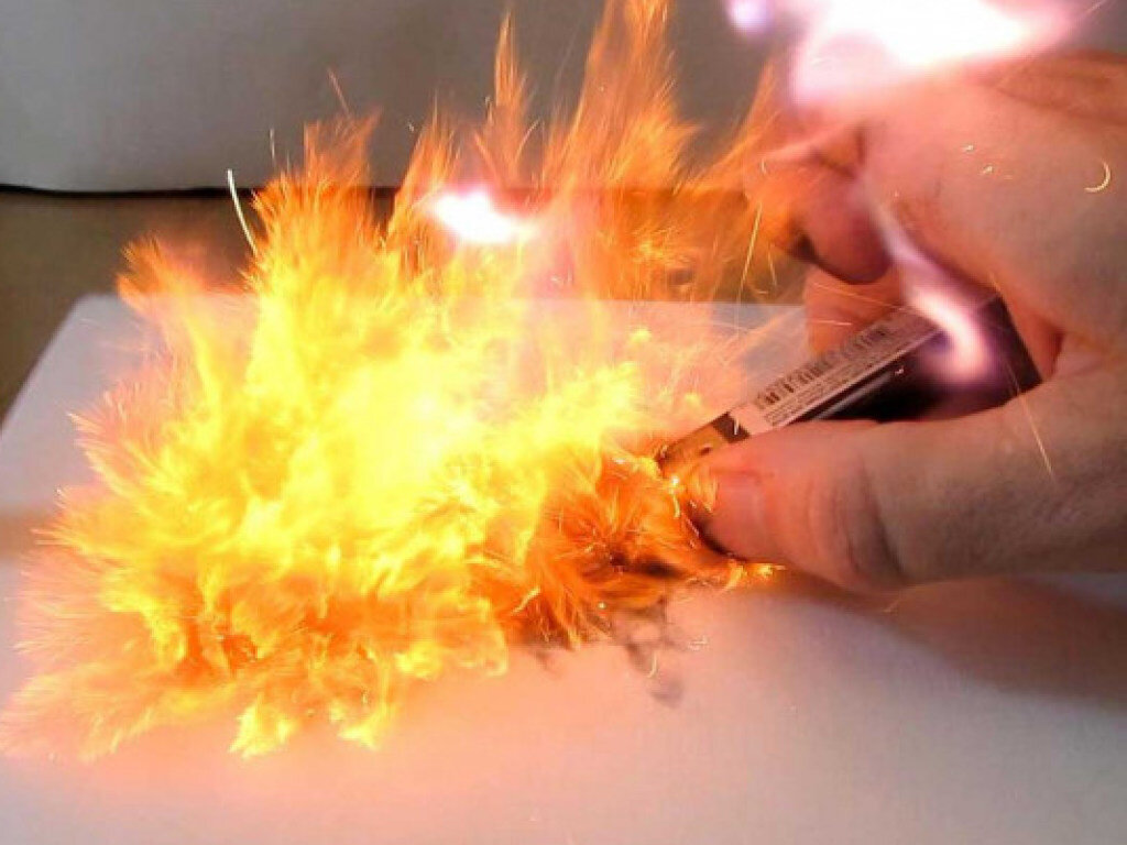 Взрыв батарейки. Изображение из Интернета