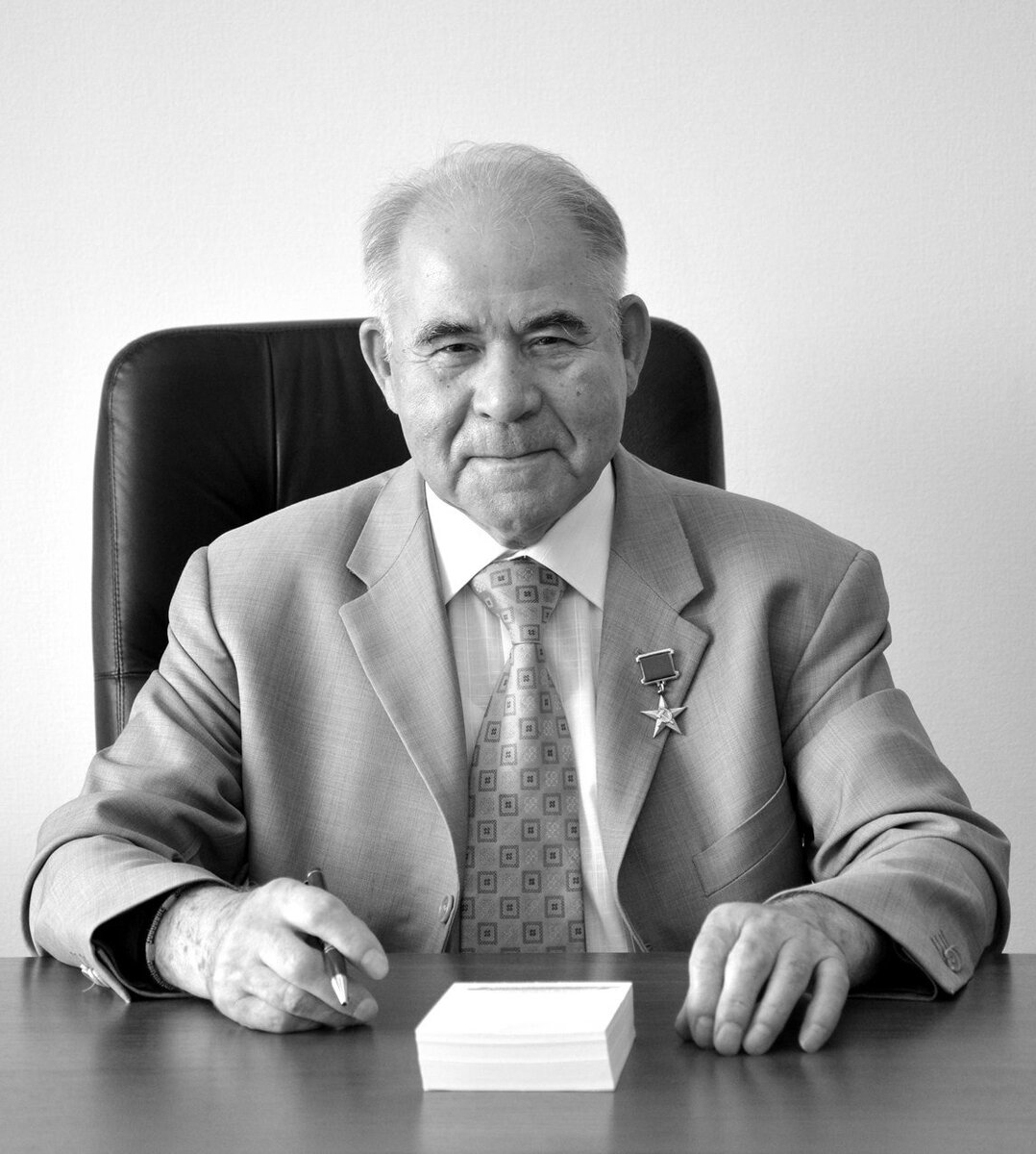 Гумер. Теляшев Гумер ГАРИФОВИЧ. Теляшев Раушан Гумерович. Мидхат ГАРИФОВИЧ Гениатулин. Гайнетдинов Мидхат Гумерович.