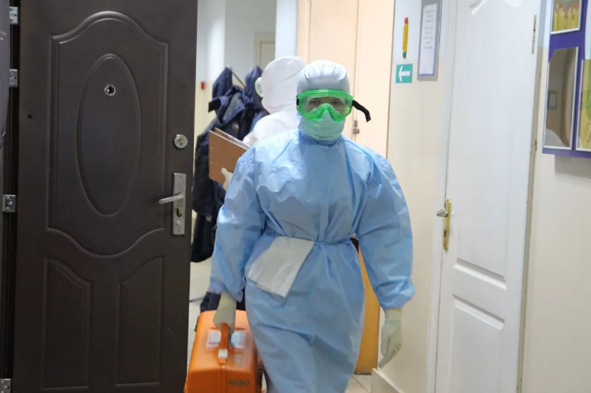 Так выглядели врачи, которые ко мне приехали