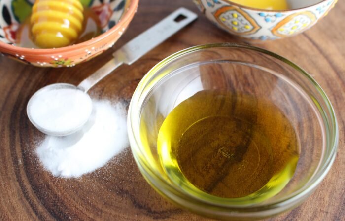 Касторовое масло можно сочетать с другими ингредиентами