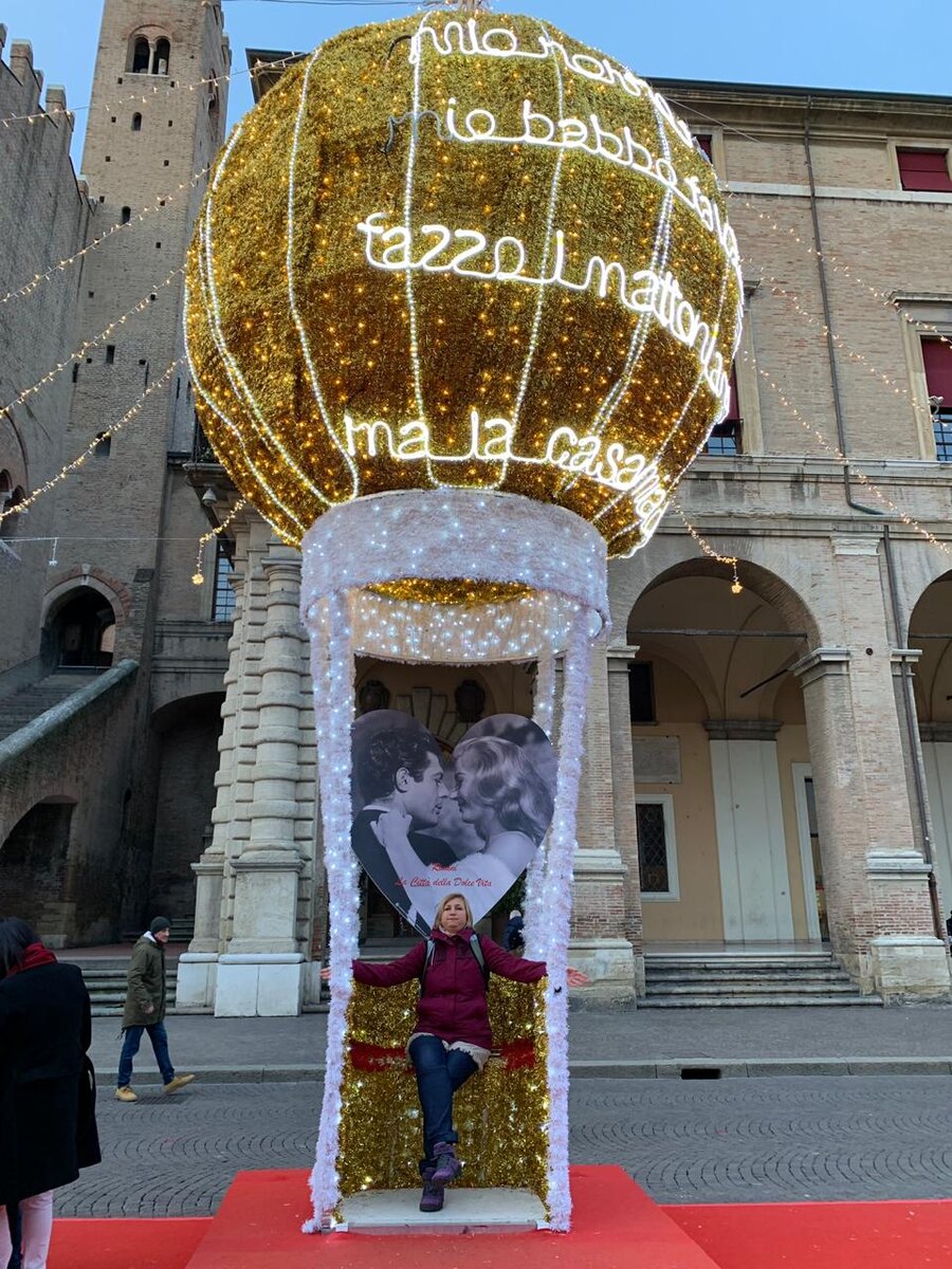 и я прикоснулась к мишуре "Сладкой жизни"