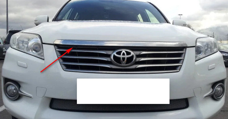 А тут "улыбочка". Стрелочка показывает, откуда появляется ржа 