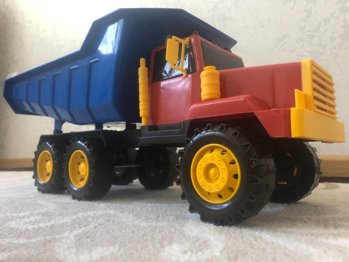 Чем то он похож на Магирус!