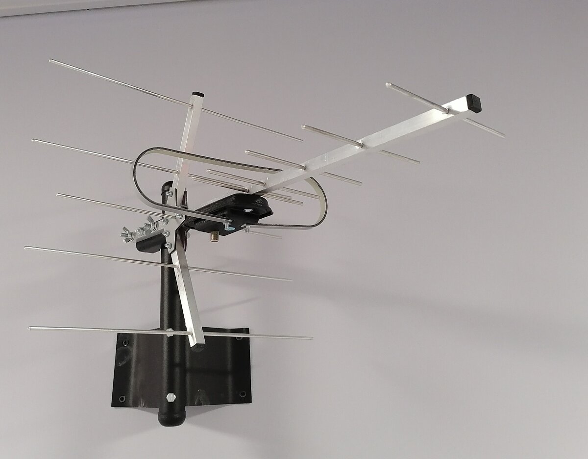 Триада-Antenna-3350 ДМВ, DVB-t2,
