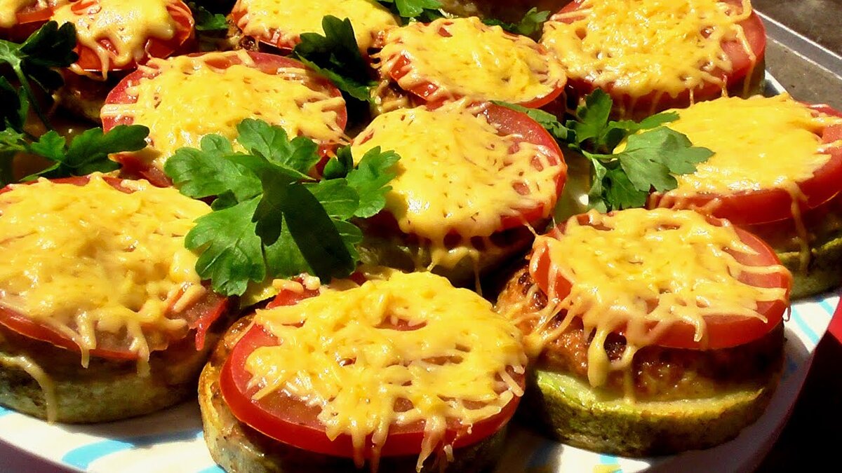 Красочное,аппетитное и очень вкусное блюдо.