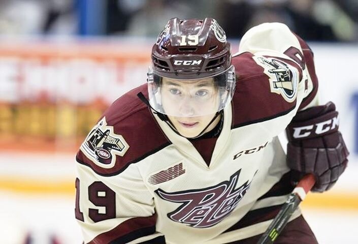 Обладатель трофея лиги Восточного побережья - Кубка Келли в составе "Newfoundland Growlers".