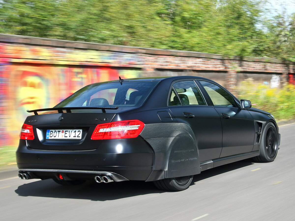 Mercedes Benz w212 Black