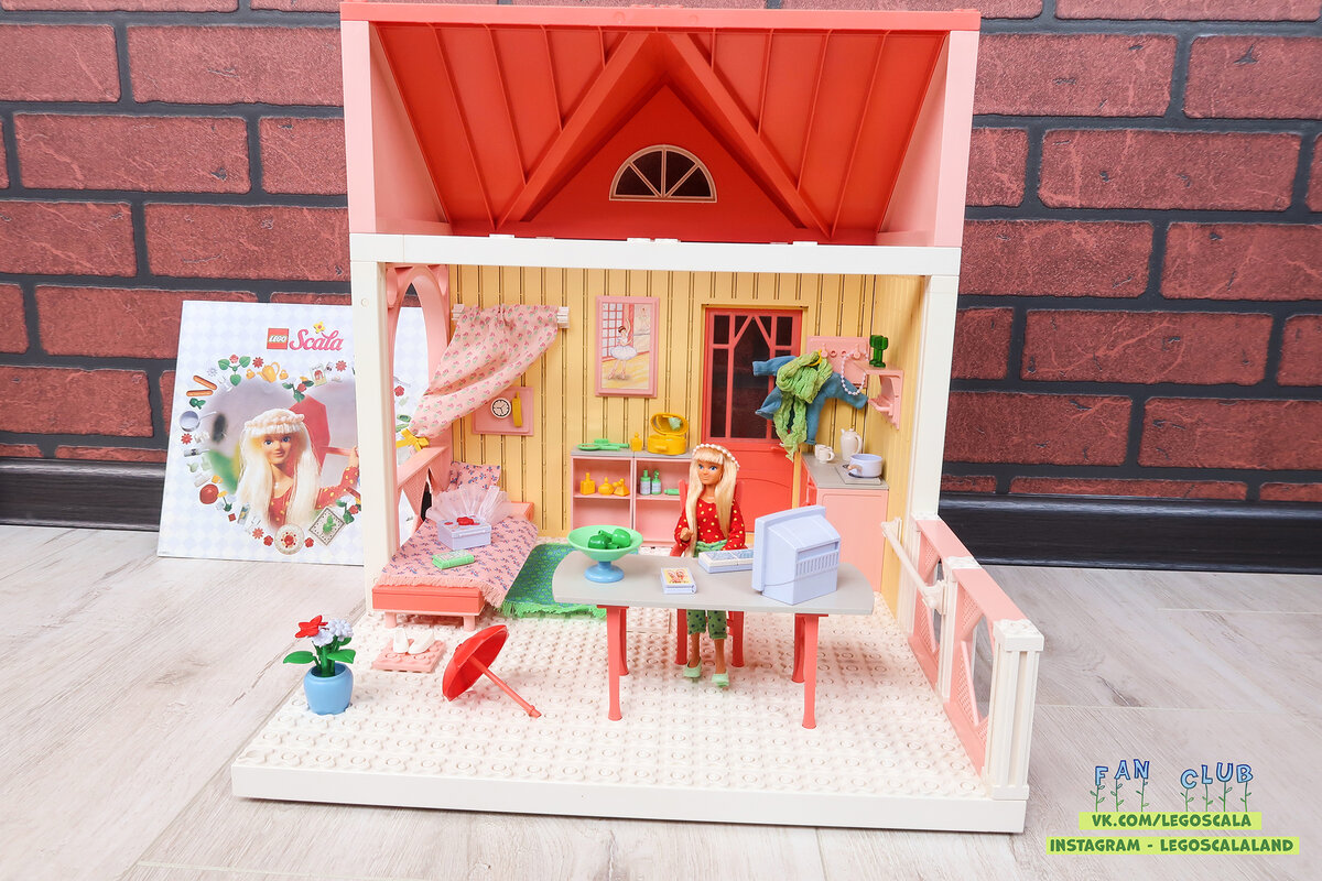 Мой первый набор, который подарили мне родители в 1998 году. 